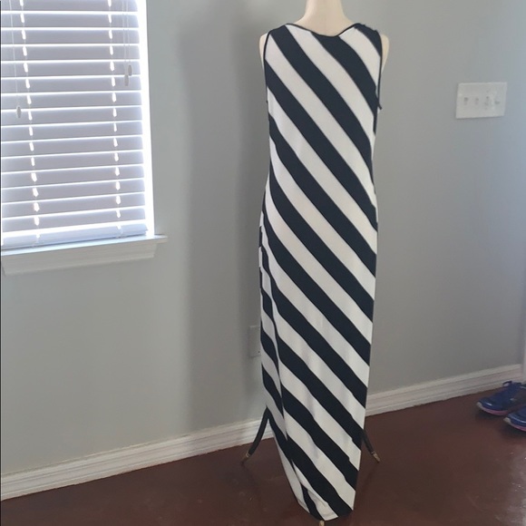 Conrad C maxi dress - Picture 2 of 7